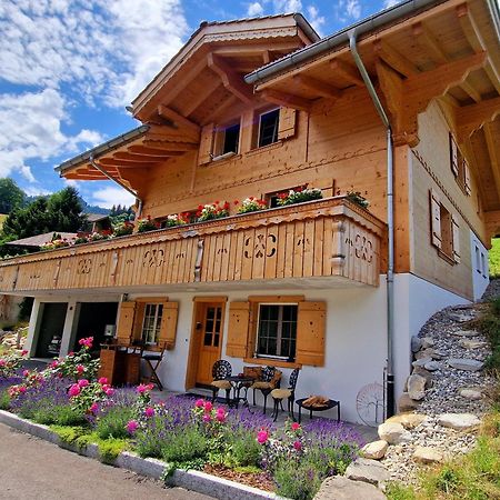 Large Deluxe Studio For 2 - Chalet Lovo Lenk Buitenkant foto