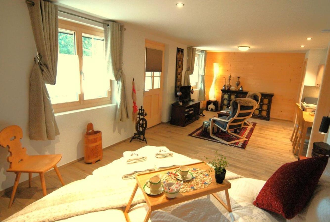 Large Deluxe Studio For 2 - Chalet Lovo Lenk Buitenkant foto