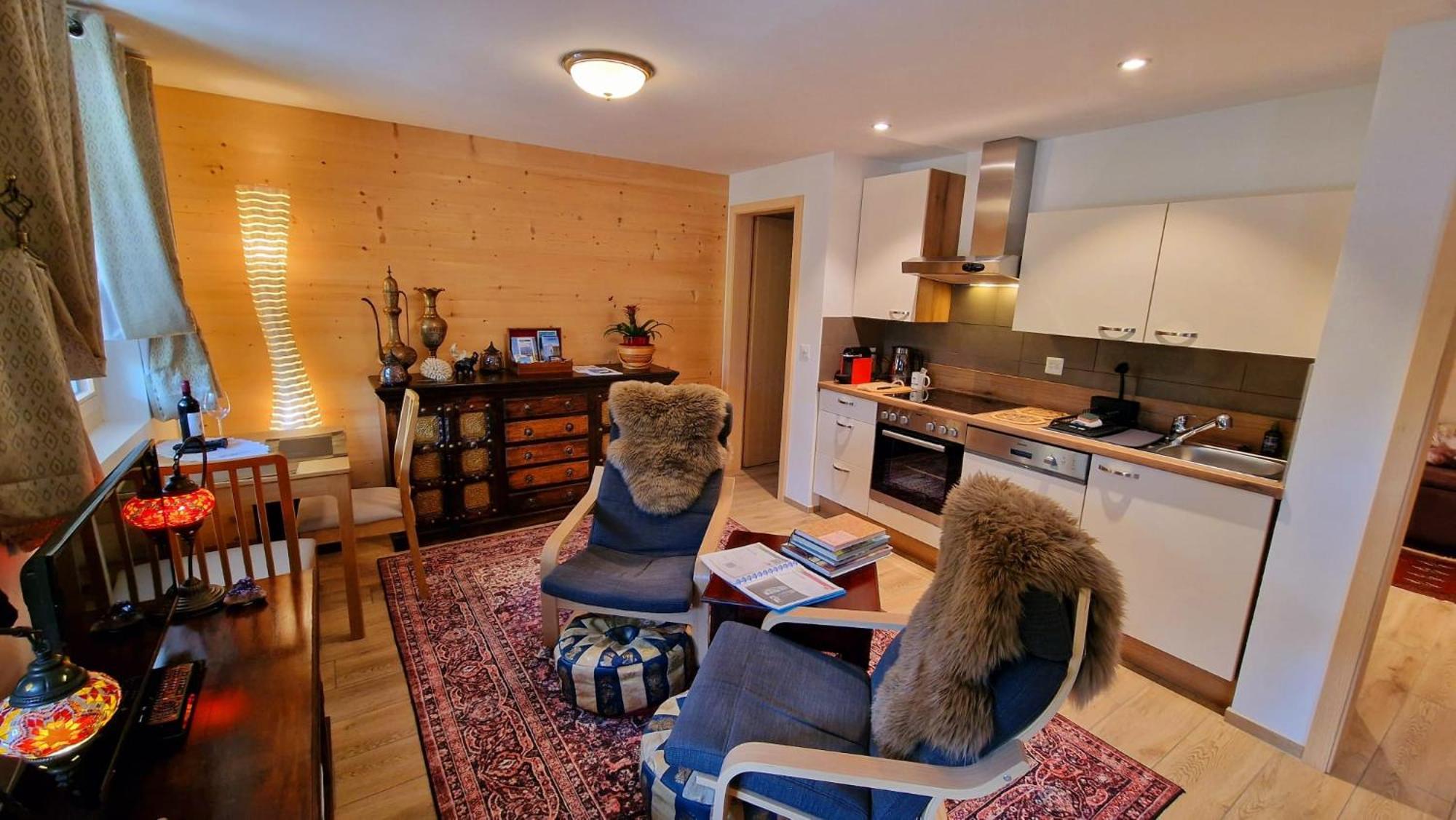 Large Deluxe Studio For 2 - Chalet Lovo Lenk Buitenkant foto